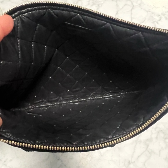 Sold - Chanel Velvet O Pouch - Picture 6 of 11